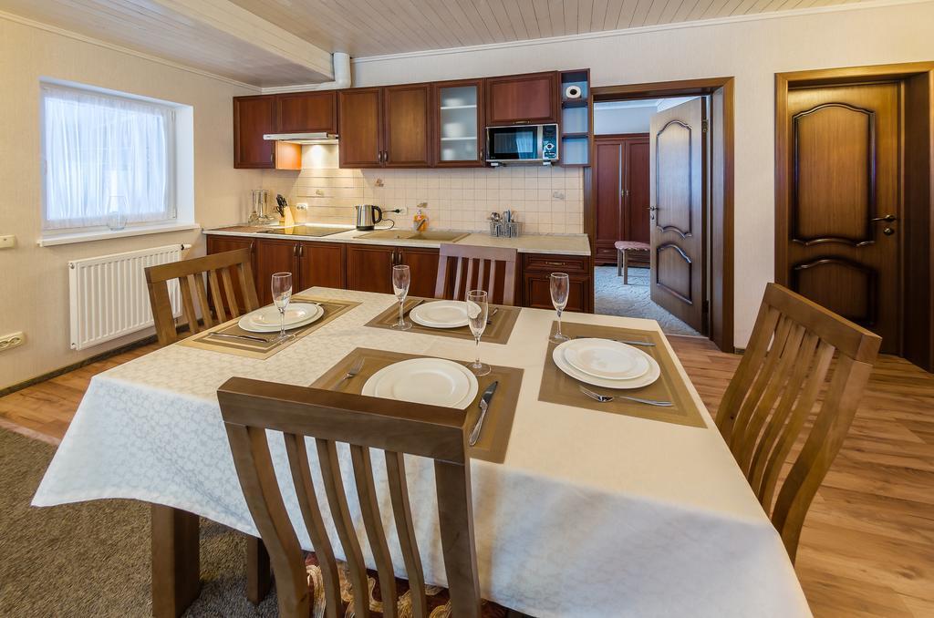 Апарт-Отель 5 Каминов Yasinya Chambre photo